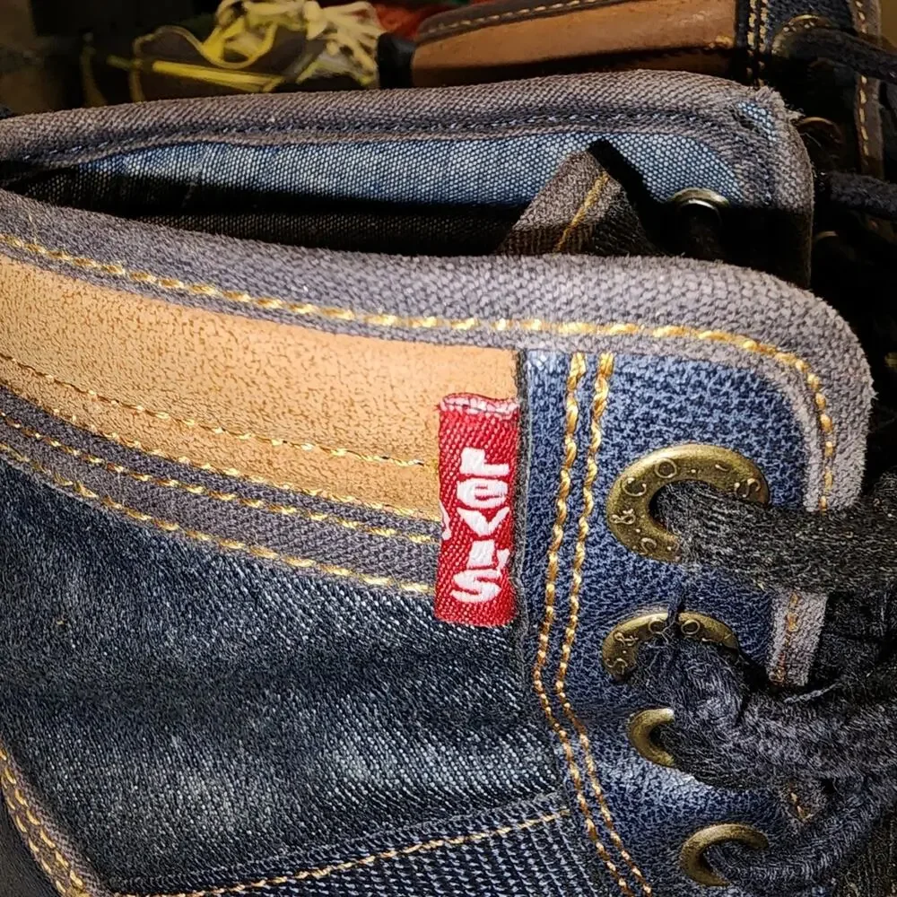 LEVIS EUC MENS SZ 9.5 JEAN LUG BOOTS